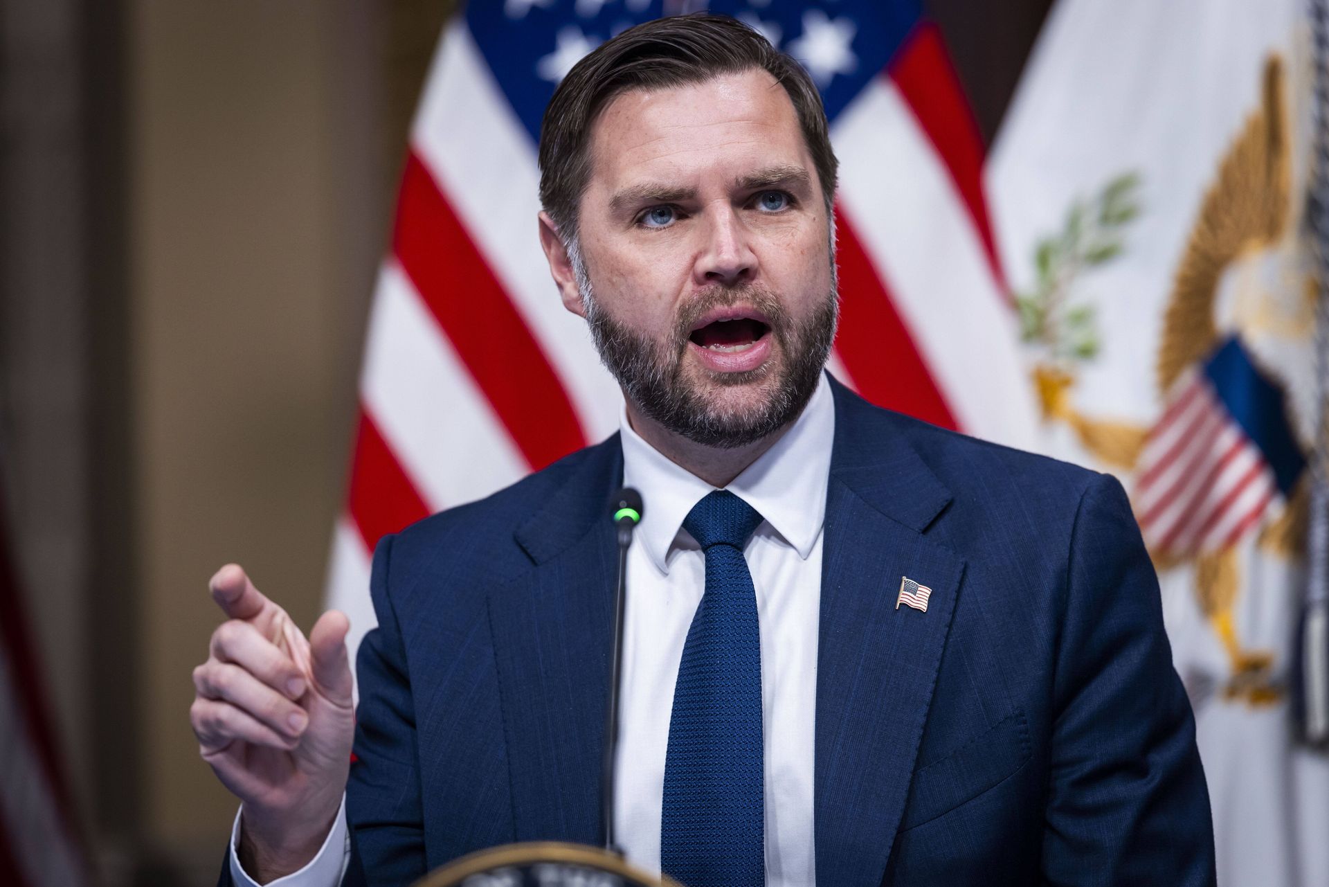 J.D. Vance o śmierci Henry'ego Nowaka: "tragiczna i oburzająca"