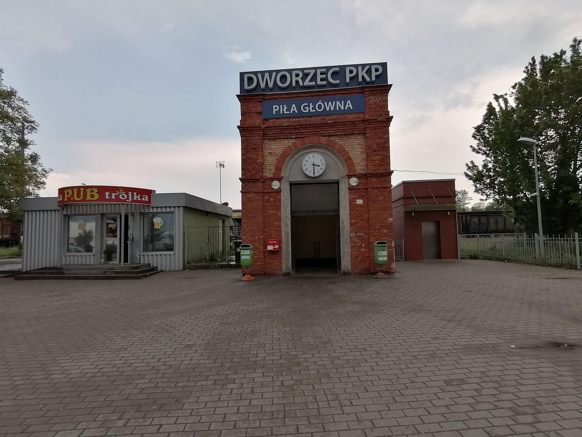 Honor 20 Lite oficjalnie. Nowy smartfon już w Polsce 7