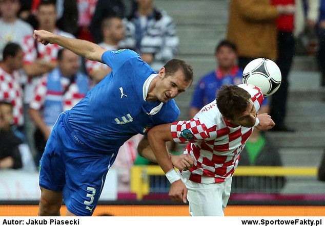 Giorgio Chiellini to jeden z coraz mniej licznej grupy przedstawicieli starej gwardii w kadrze Włoch