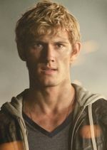 Alex Pettyfer