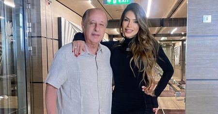 Dzieli ich 50 lat. Wciąż dzielą się szczęściem w sieci