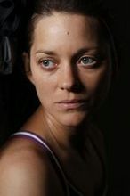 ''Rust and Bone'': Smutna Marion Cotillard w świecie hazardu