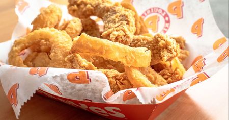 Rywal KFC rozkręca się w Polsce. W czwartek otworzy 35. lokal