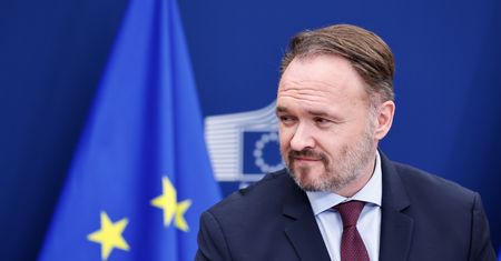 Luki w przesyle energii. UE proponuje autostrady energetyczne