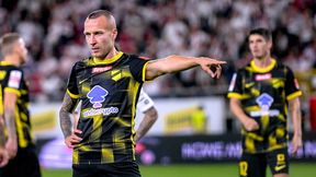 Oto co powiedział swojemu agentowi. "Mnie tylko cash interesuje"