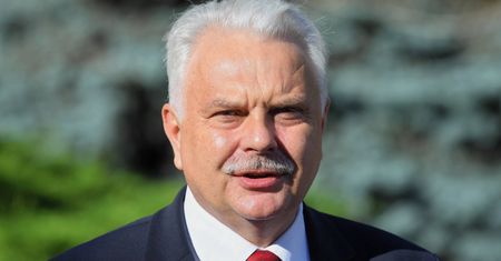 Koronawirus. Kiedy zdejmiemy maseczki? Wiceminister zdrowia podał termin