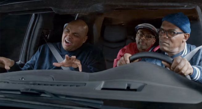 Spike Lee, Charles Barkley i Samuel L. Jackson reklamują bank Capital One (wideo)