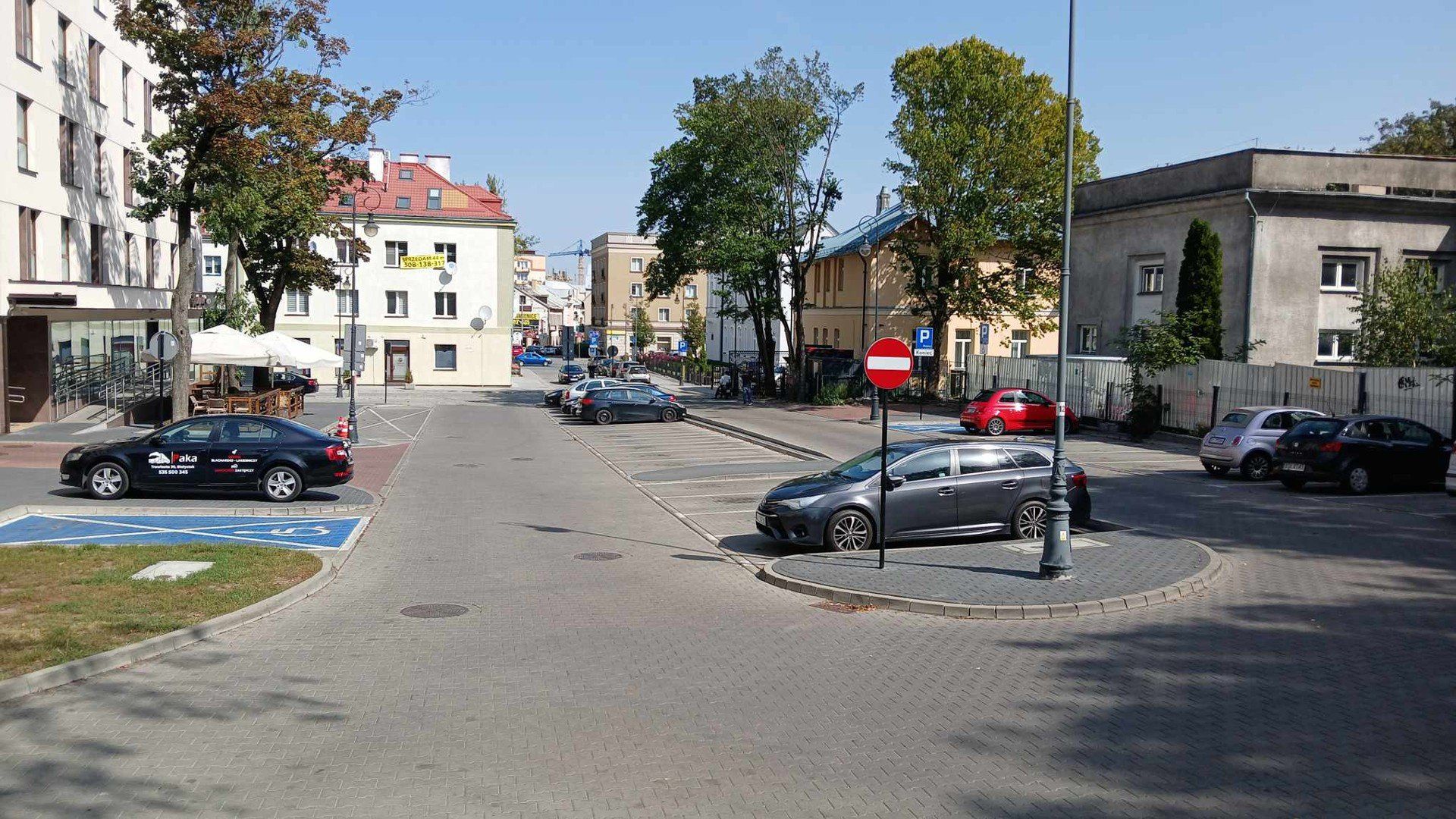 Zabetonowane przestrzenie w centrum Białegostoku