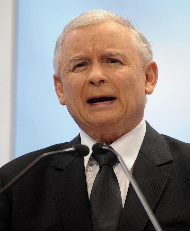 Kaczyński: Jesteśmy coraz bliżej prawdy o Smoleńsku