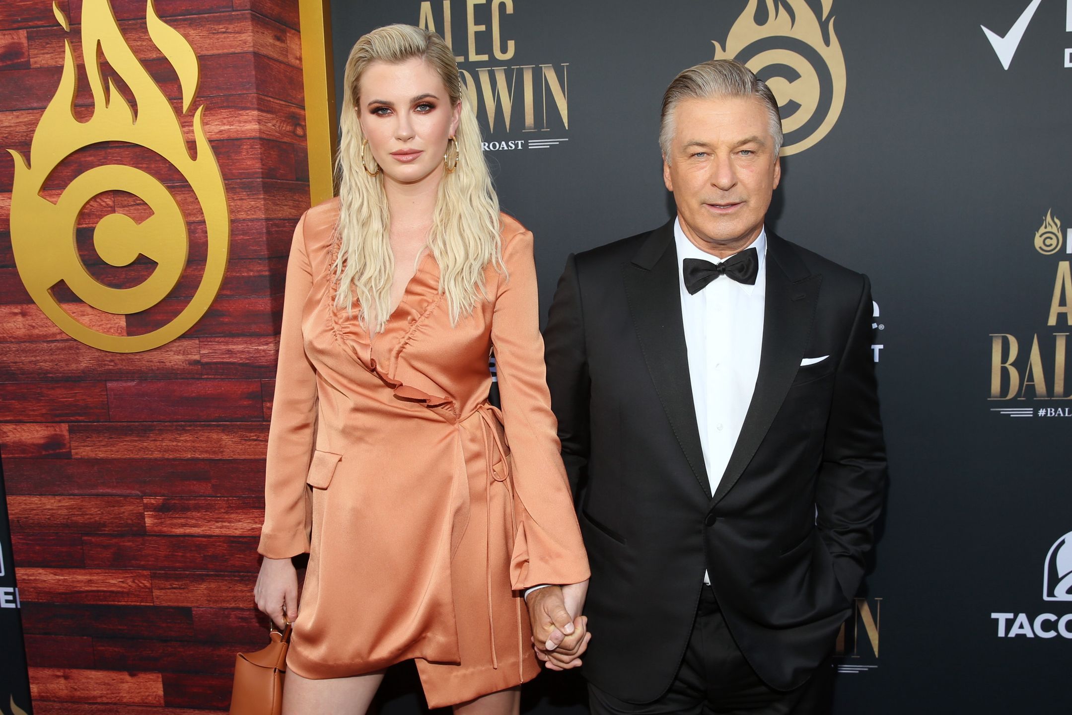 Ireland Baldwin broni Johnny'ego Deppa i uderza w Amber Heard