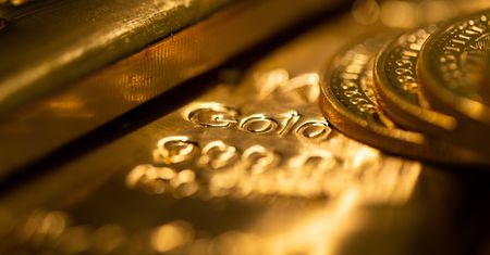 Chciał postawić basen. Jest bogatszy o 700 tys. euro