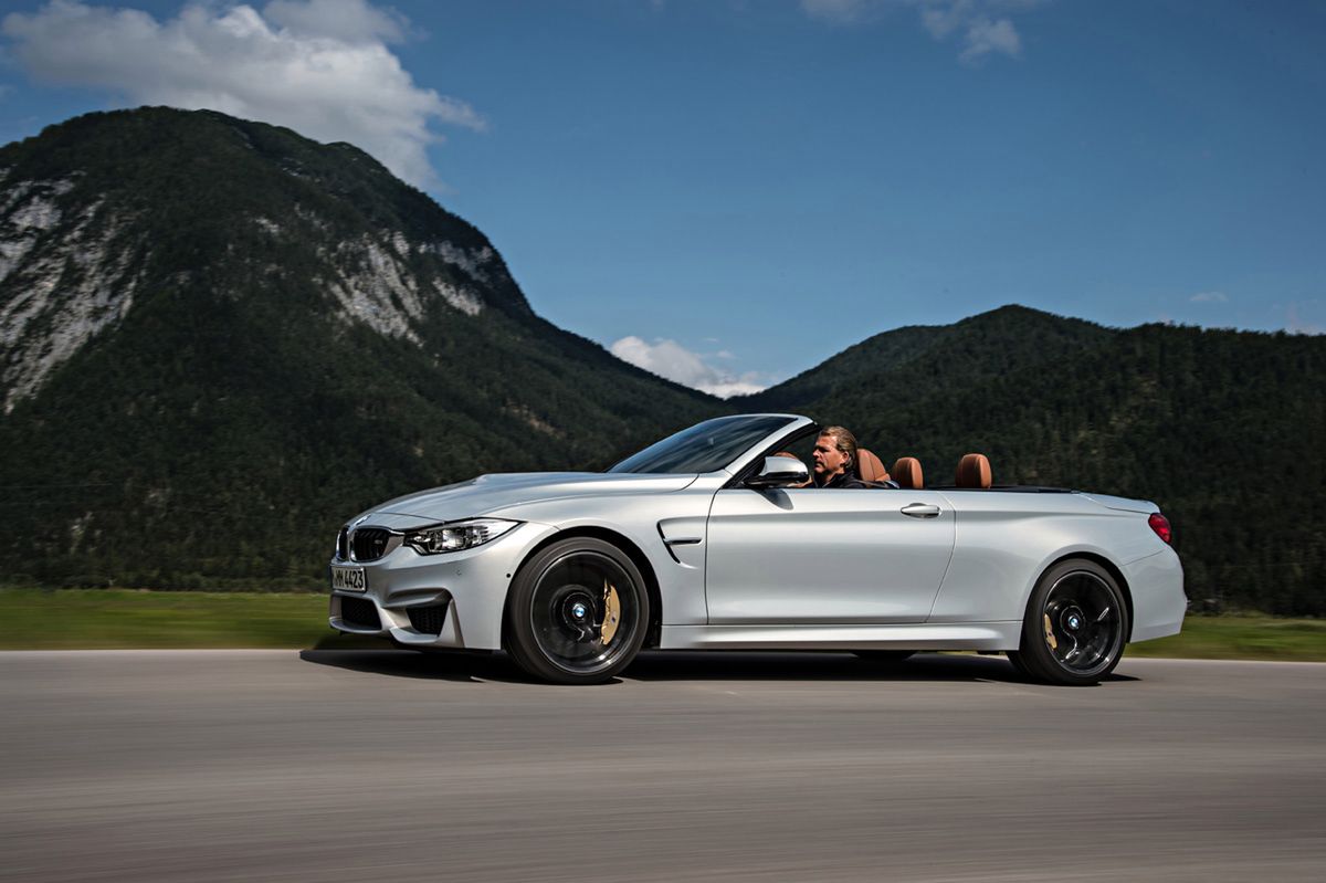 Ogromna galeria zdjęć z kabrioletem BMW M4 143