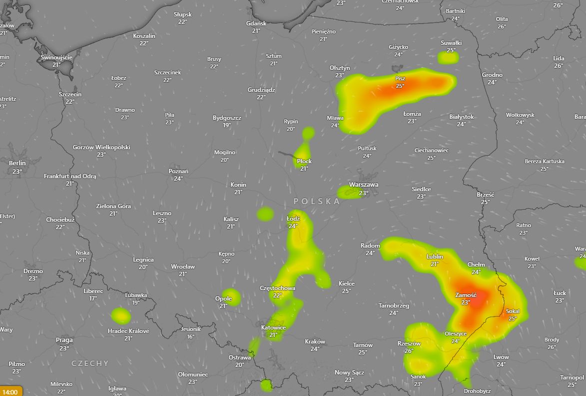 Burze przechodzą przez Polskę. Stan na godz. 15.20