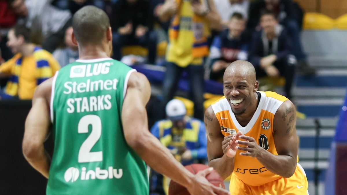 Newspix / Grzegorz Jędrzejewski / Na zdjęciu: Markel Starks i James Florence