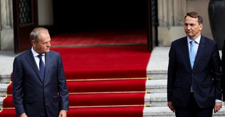 Tusk pokazał nagranie z Sikorskim. "Polska wróciła do wielkiej gry"
