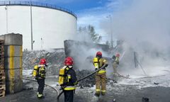 Kłęby dymu nad Gdańskiem. Pożar w porcie