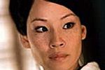 Agentka Lucy Liu zakochuje się w dozorcy