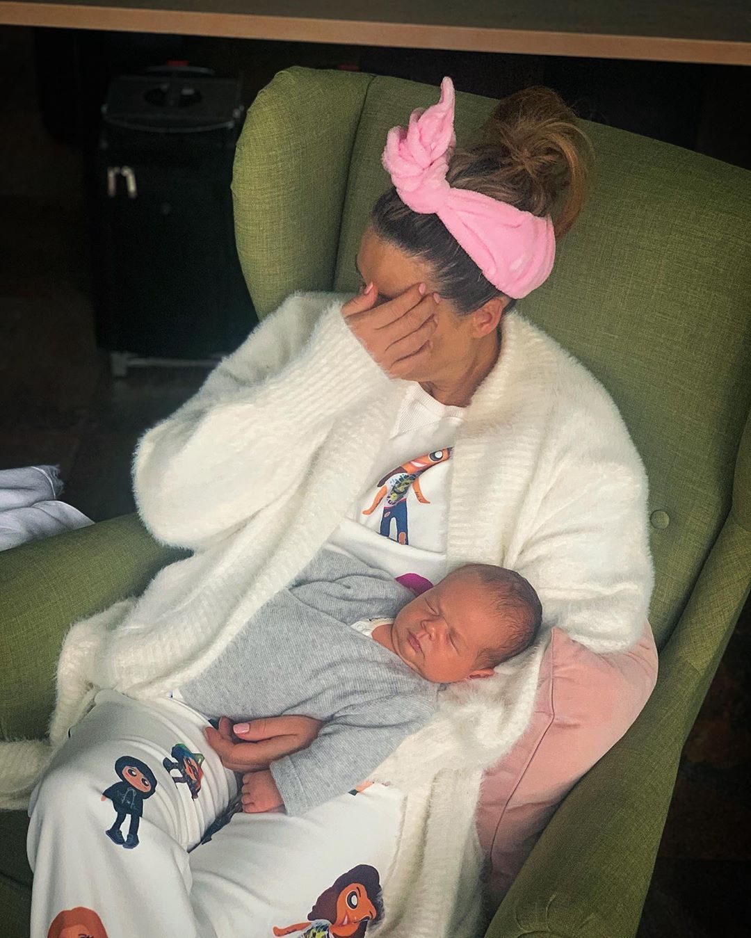 Małgorzata Rozenek odpiera ataki fanów