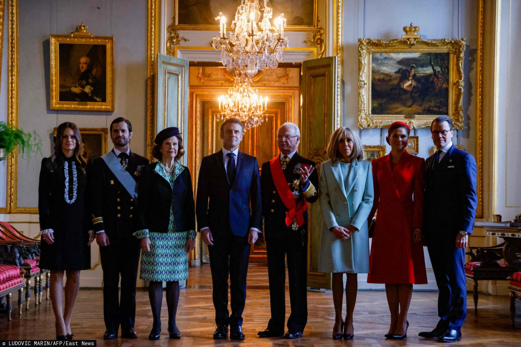Emmanuel i Brigitte Macron brylują na spotkaniu z królem i królową Szwecji