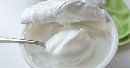 Jedz regularnie, a będziesz mieć zdrowe jelita i szczuplejszą talię. Naukowcy nie mają wątpliwości