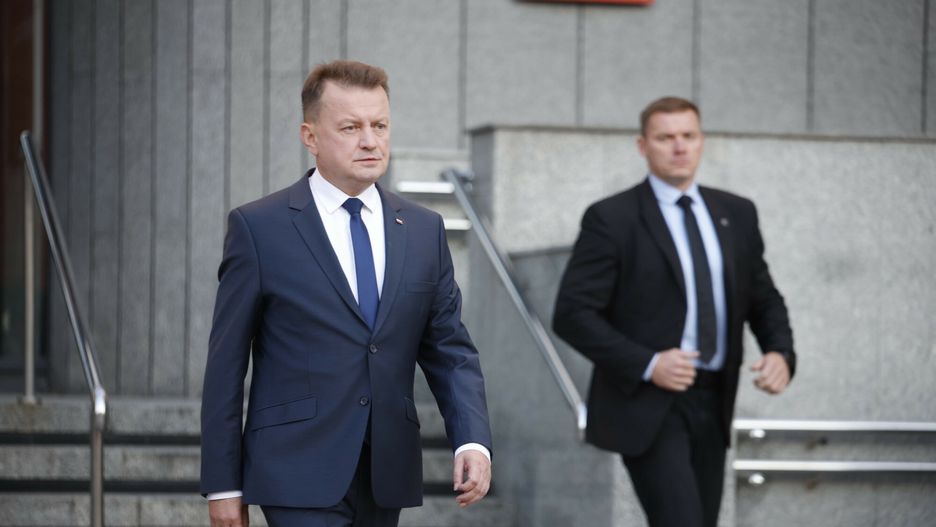 O?wiadczenie ministra obrony narodowej Mariusza B?aszczaka
10.10.2023 Warszawa Oswiadczenie ministra obrony narodowej Mariusza Blaszczaka 
fot. Filip Naumienko/REPORTER
n/z: Mariusz Blaszczak
Filip Naumienko/REPORTER