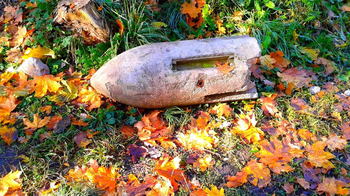 Kuźnia Raciborska. Wybuch bomby i śmierć saperów. Dlaczego niewybuchy są niebezpieczne? 1