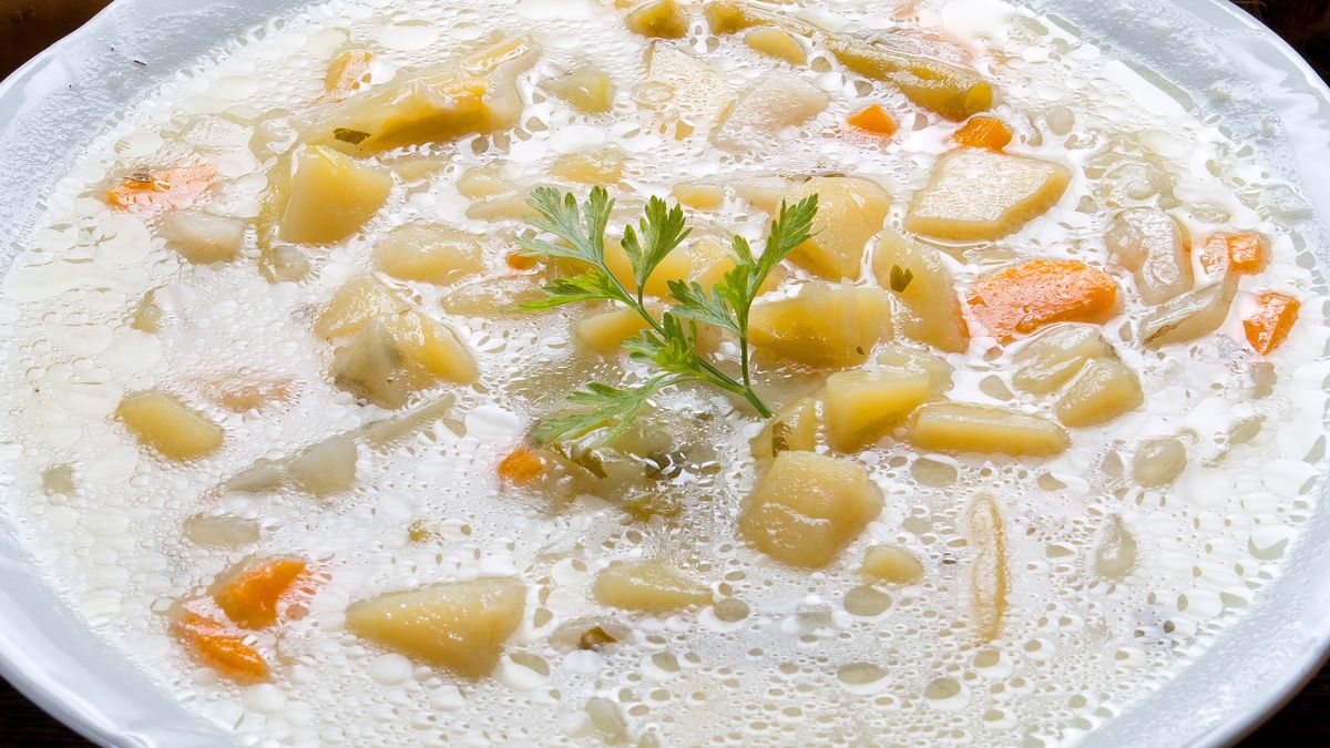 Tę zupę znamy z kuchni naszych mam i babć