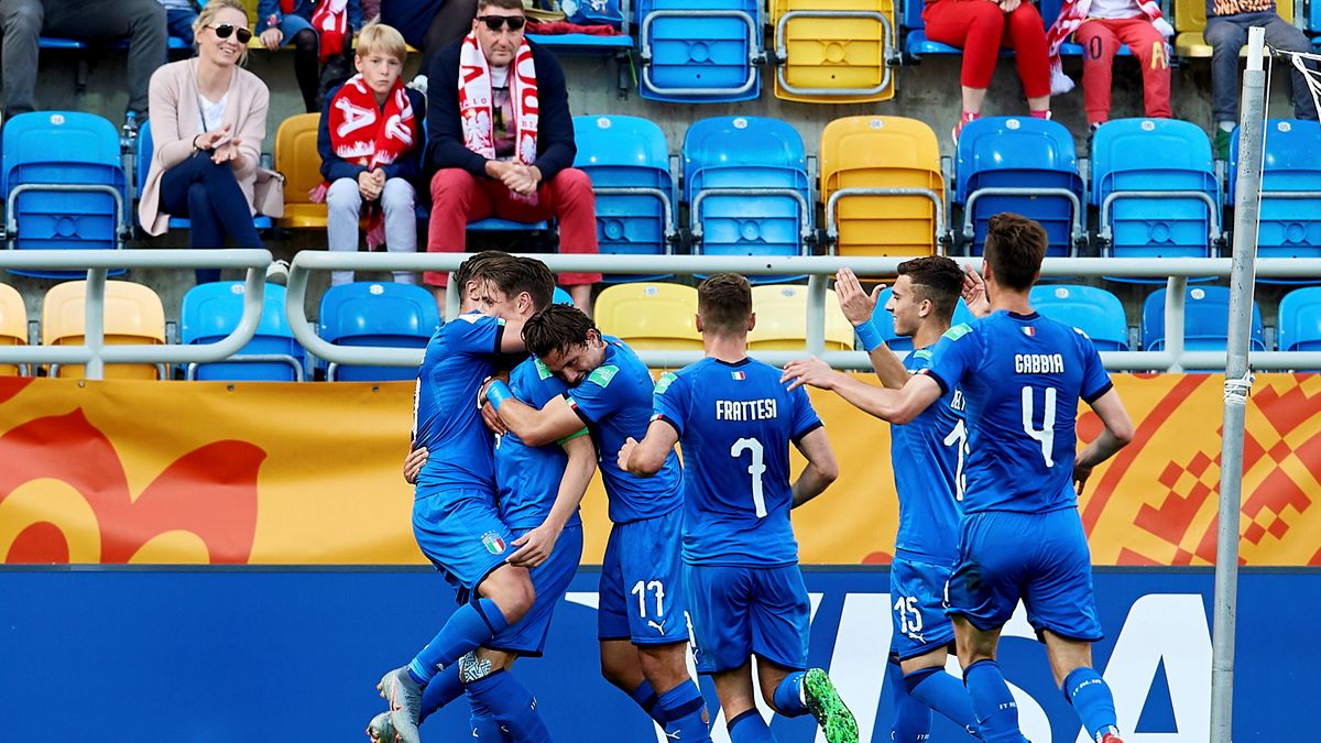 PAP / Adam Warżawa / Na zdjęciu: piłkarze reprezentacji Włoch U-20