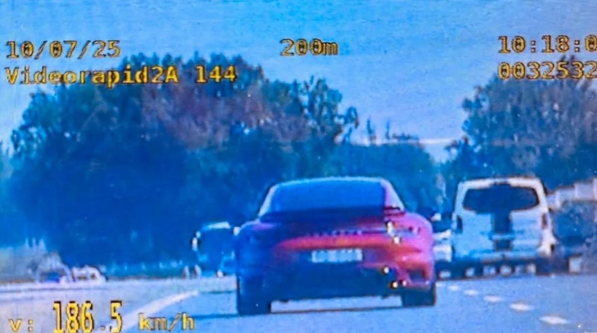 Pędził niemal 190 km/h na S5. Zauważyli go poznańscy policjanci