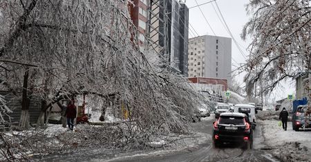 Pogoda w środę. Fatalne warunki na drogach, IMGW ostrzega