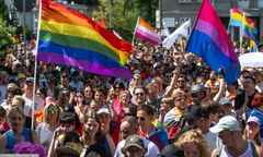 Kontrowersyjny pomysł MON. Środowisko LGBT oburzone