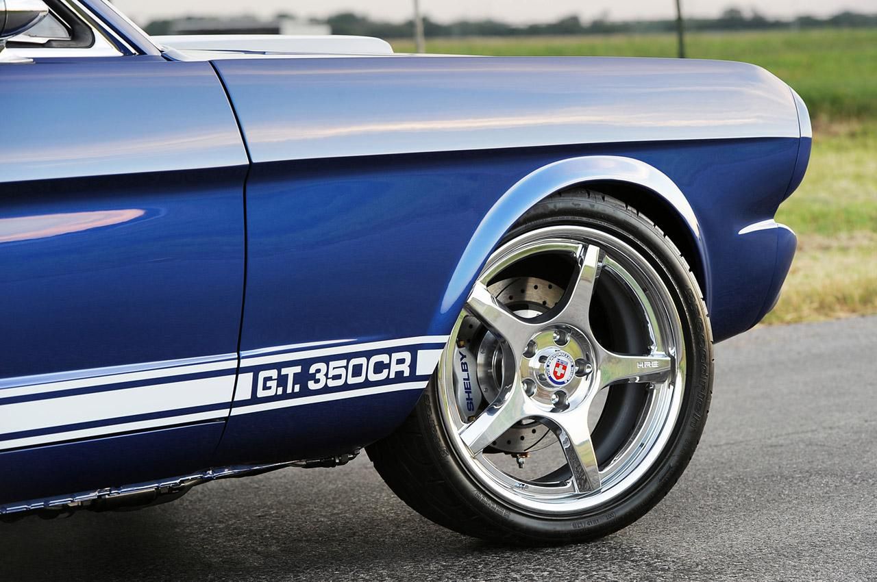 Classic Recreations 1966 Shelby GT350CR na efektownych zdjęciach [galeria] 20