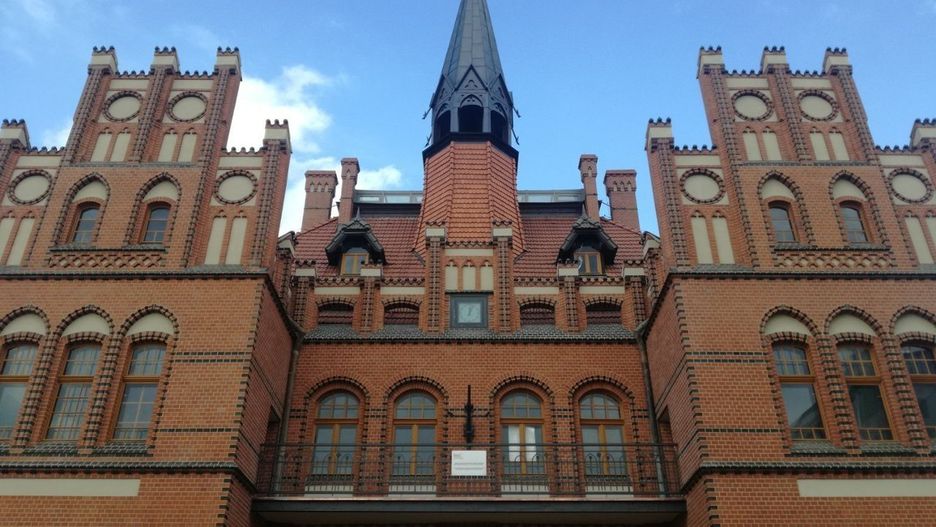 Dworzec kolejowy w Nowych Skalmierzycach