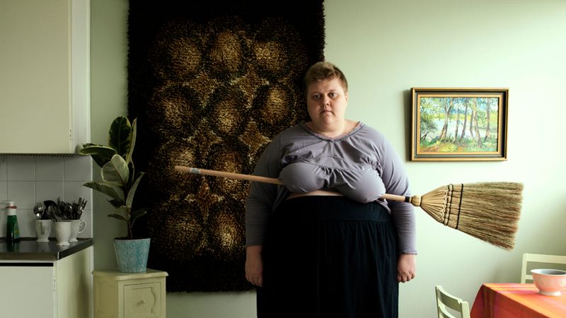 Iiu Susiraja “Good Behaviour” - selfies bardzo inaczej 1