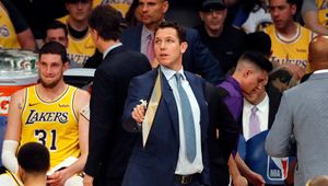 NBA: problemy Luke'a Waltona. Trener Sacramento Kings oskarżony o napaść seksualną