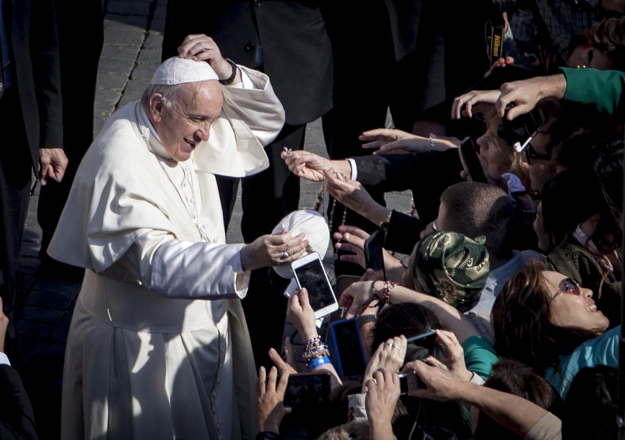 Papież Franciszek podziękował siostrze Mónice, która opiekuje się osobami transpłciowymi. Karol Wilczyński komentuje