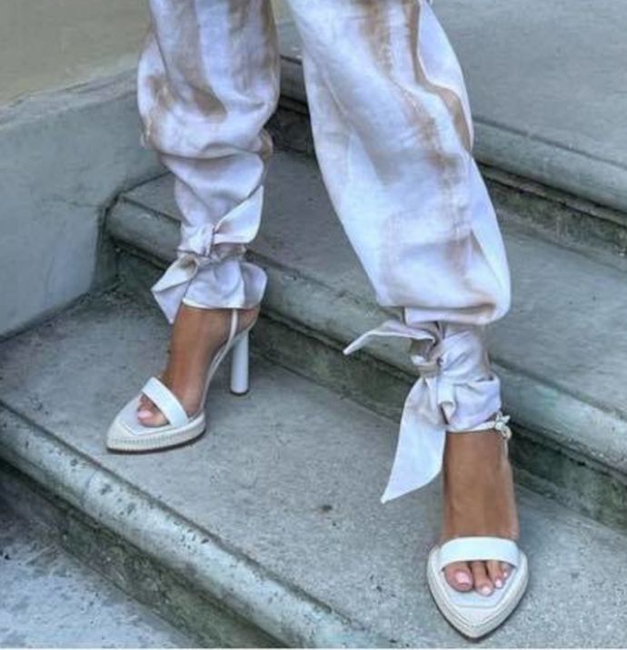 Natalia Siwiec krytykowana za nietypowy dobór obuwia