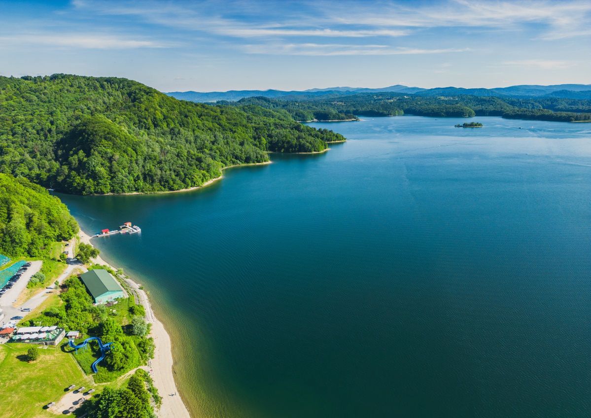 Rajskie miejsce w polskich górach. Nie tylko szlaki, ale też plaże i piękna woda