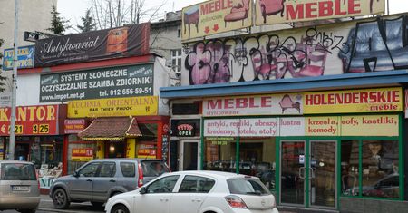 137 reklam na kilometr. W Rumi walczą z chaosem reklamowym. Uchwała krajobrazowa