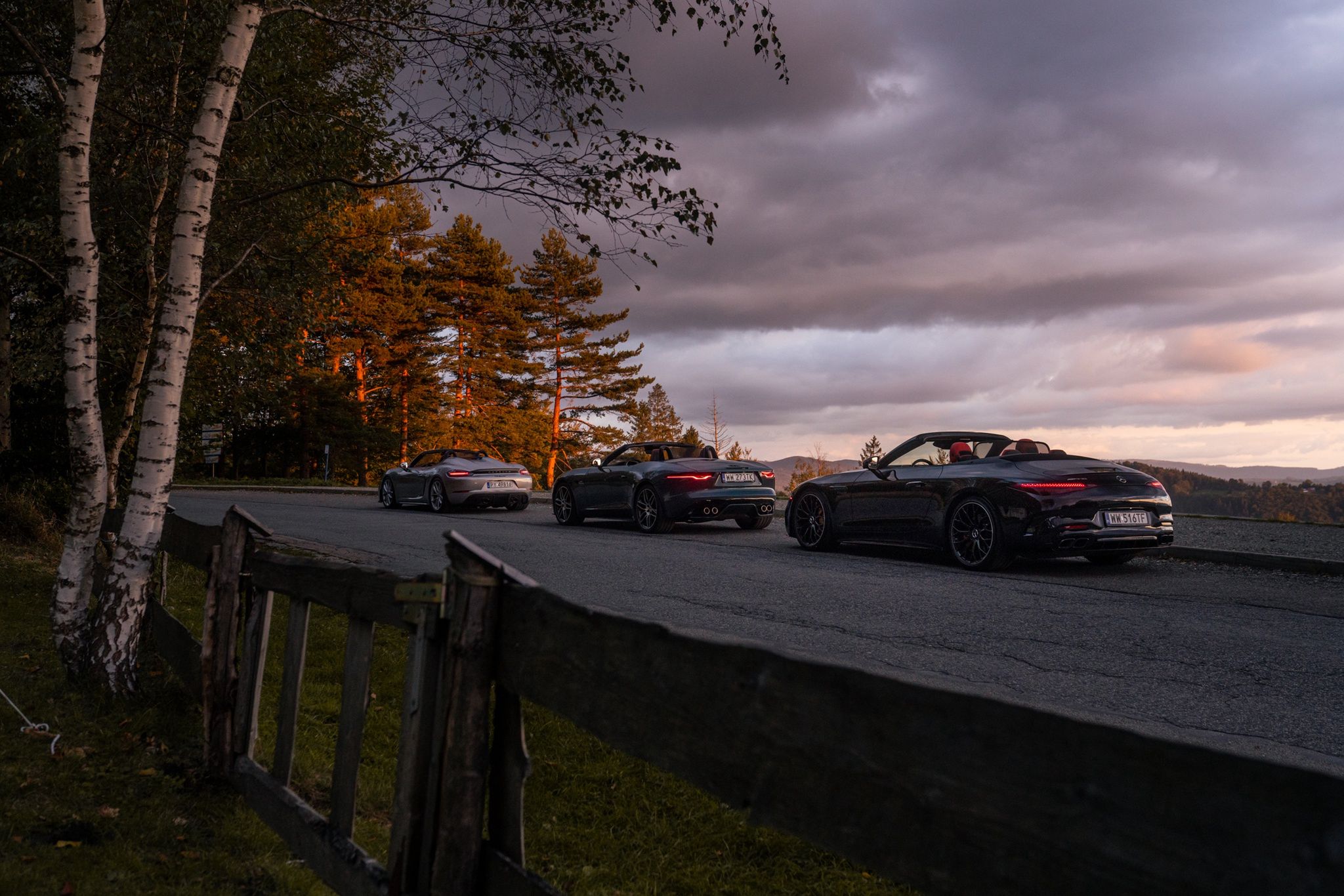 Porsche 718 Spyder vs. Mercedes-AMG SL 63 vs. Jaguar F-Type P450 