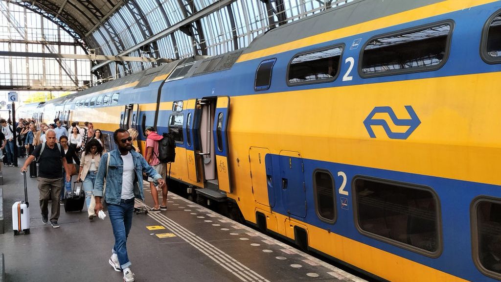 Railway workers' strike in Netherlands continues to negatively affect life
AMSTERDAM, NETHERLANDS - AUGUST 30: A general view of the central station after train services were cancelled due to a railway workers strike in Amsterdam, the Netherlands on 30 August 2022. Railway workers' strike in the Netherlands cause travel disruptions and badly affect the life of city's residents. It is one of the latest strikes in Europe against inflation and the rising cost of living. Dutch Railways workers decided to strike after their demands for an increase in salaries were rejected. (Photo by Farouk Batiche/Anadolu Agency via Getty Images)
Anadolu Agency
railway workers, strike, the netherlands