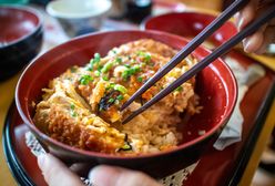 Katsudon – japoński schabowy. Kubki smakowe eksplodują