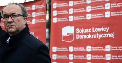 Rząd chce obniżyć emerytury byłym funkcjonariuszom PRL. Czarzasty: "skandal"