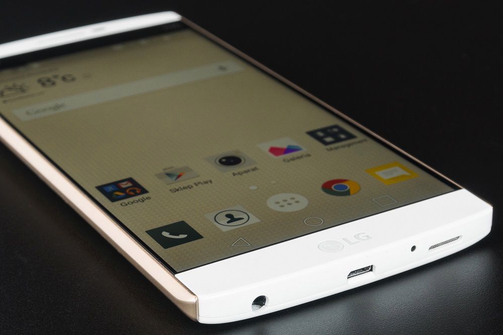 LG V10 – test smartfonu z dwoma ekranami i trzema kamerami