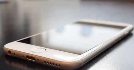 Tryb alarmowy trafił do iOS 10.2 Beta 2, czyli z Apple bezpieczniej