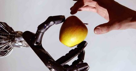 Google z realnym odpowiednikiem „trzech praw robotyki”. To tak unikniemy Skynetu?