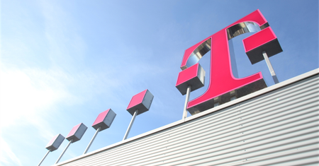 UOKiK zbada sprawę podniesienia abonamentu przez T-Mobile w starszych ofertach