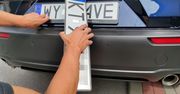 Dziurawią tablice rejestracyjne. W wakacje zmiana przepisów