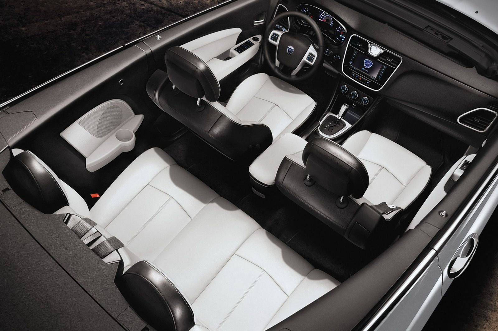 2013 Lancia Flavia - obszerna galeria włoszki z amerykańskimi korzeniami 37