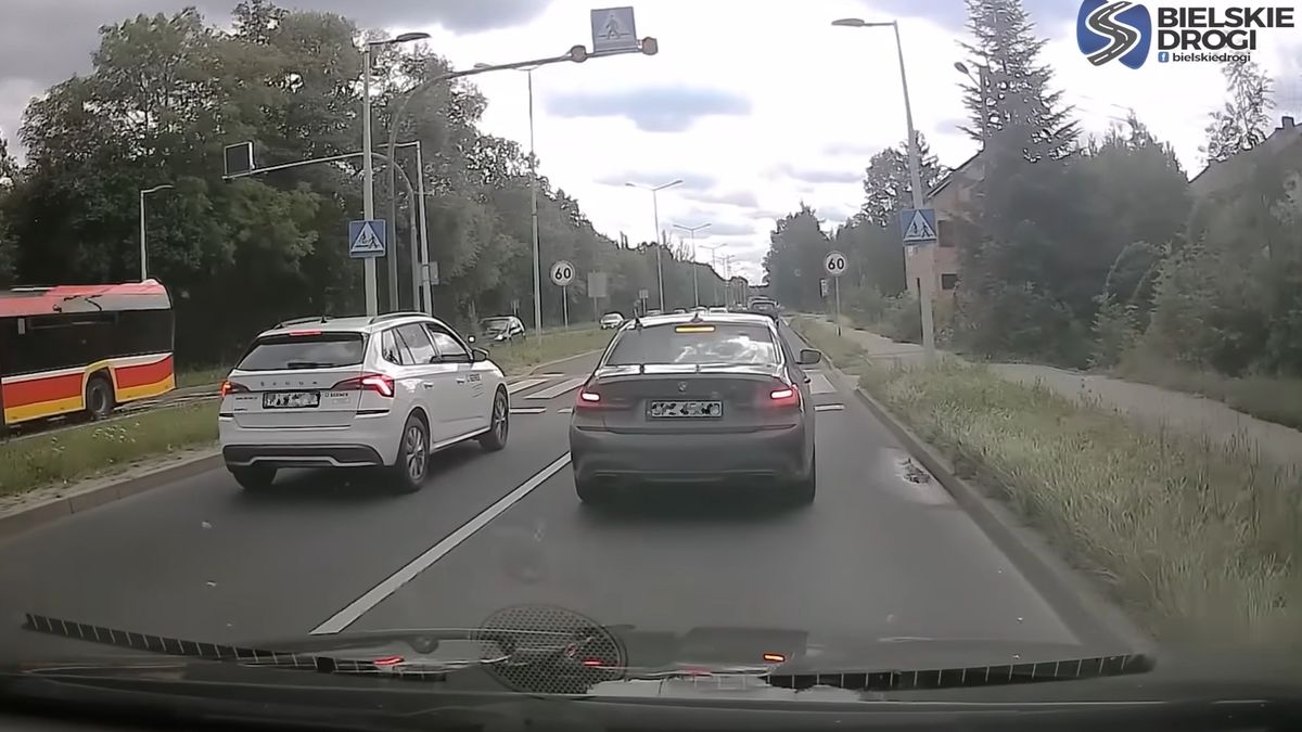 Kierowcy tak unikają wyprzedzania, że prawie się zatrzymują niezgodnie z przepisami